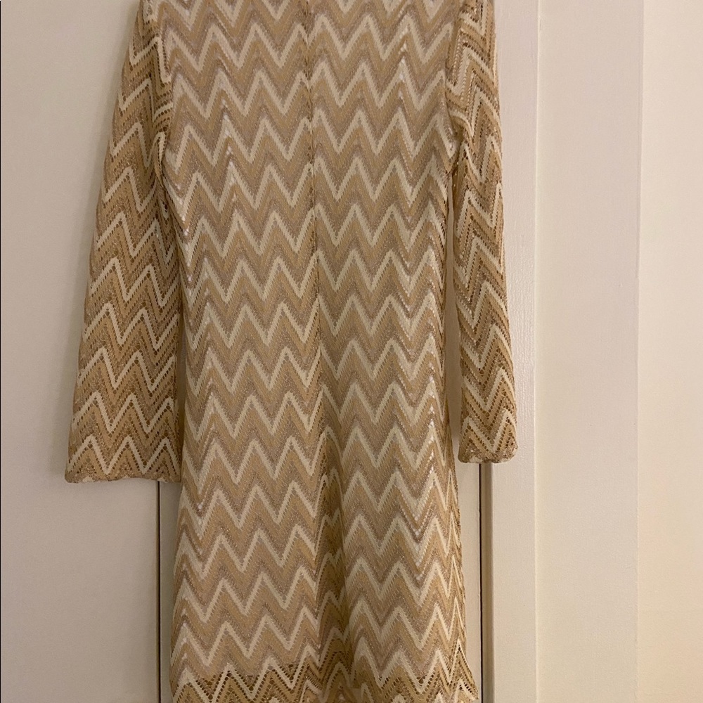 3/4 sleeve Lilly Pulitzer Dress - Picture 2 of 3